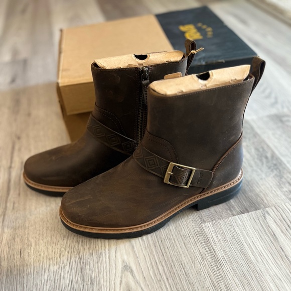 Teva Rowen Buckle Boots Size 9.5 - Picture 4 of 8